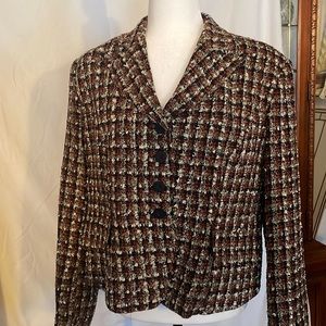 Nwot, gorgeous button up blazer.